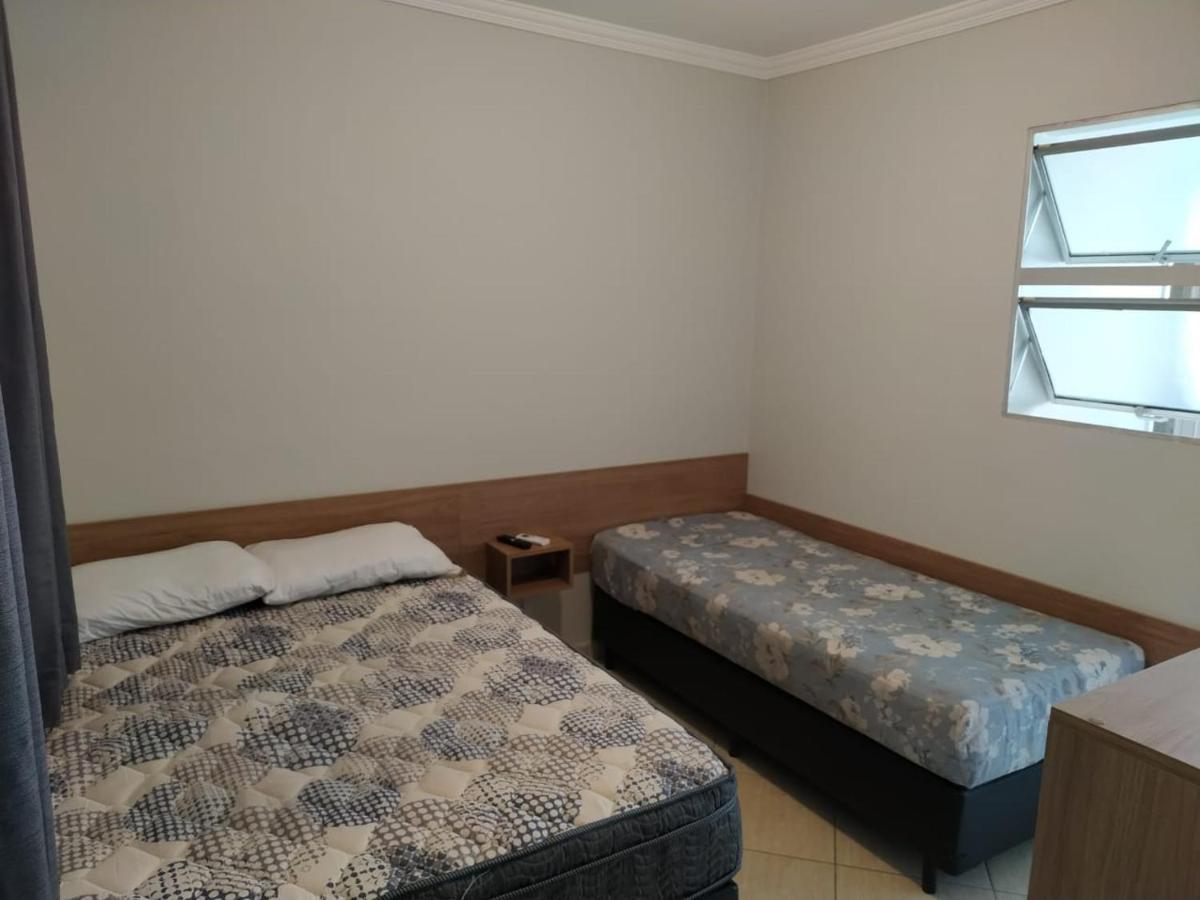 Kitnet Asturias 51B No Ed. Guariata, Proximo A Praia Das Asturias Em Гуаружа Екстер'єр фото