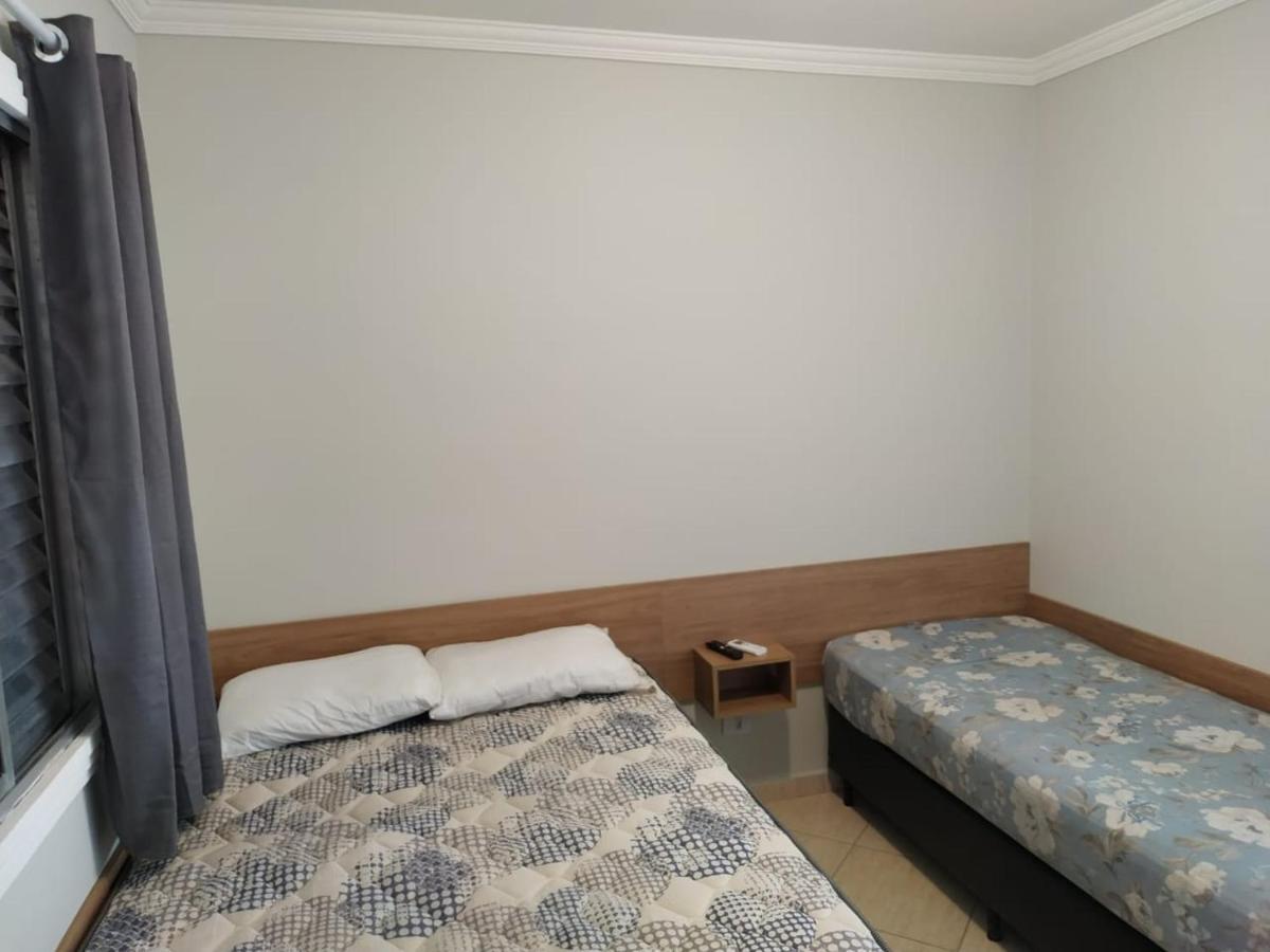 Kitnet Asturias 51B No Ed. Guariata, Proximo A Praia Das Asturias Em Гуаружа Екстер'єр фото