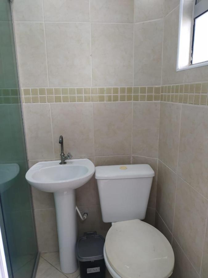 Kitnet Asturias 51B No Ed. Guariata, Proximo A Praia Das Asturias Em Гуаружа Екстер'єр фото